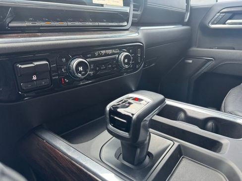 Used 2023 GMC Sierra 1500 SLT w/ SLT Premium Plus Package image 11