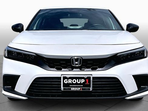 Used 2023 Honda Civic Sport image 4