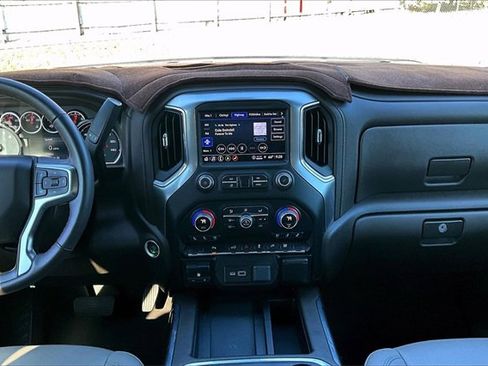 Used 2022 Chevrolet Silverado 1500 LTZ w/ LTZ Convenience Package II image 9