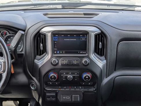 Used 2020 Chevrolet Silverado 1500 RST AWD/4WD image 16