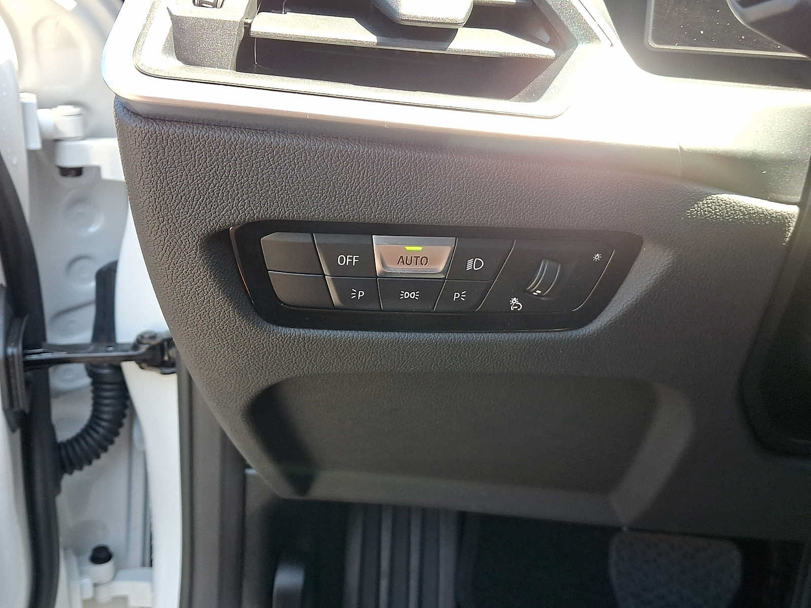 Used 2024 BMW 230i xDrive Coupe w/ Premium Package AWD/4WD image 28
