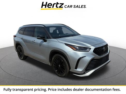 Used 2024 Toyota Highlander XSE FWD image 1