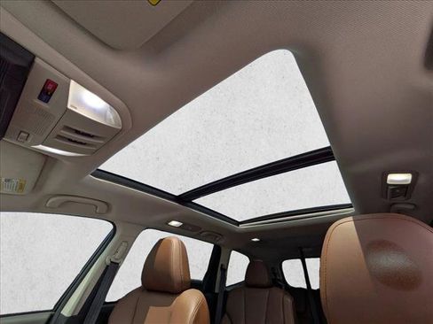 Used 2023 Subaru Ascent Touring AWD/4WD image 15