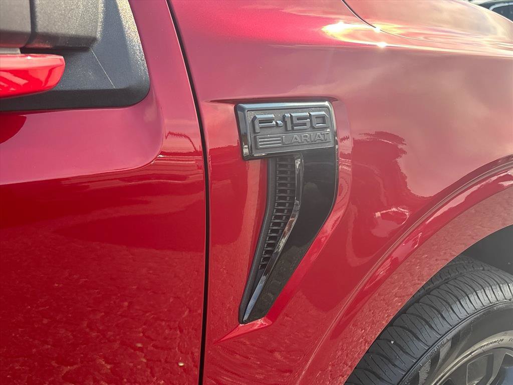 Used 2022 Ford F150 Lariat w/ Equipment Group 502A High AWD/4WD image 11