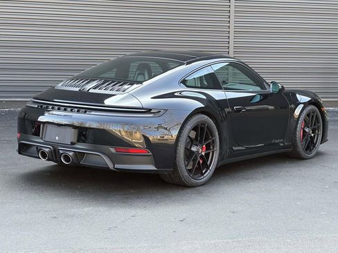New 2026 Porsche 911 GTS image 5
