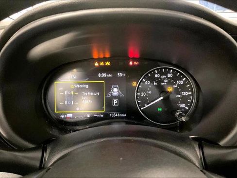 Certified 2024 Nissan Kicks SV FWD image 23