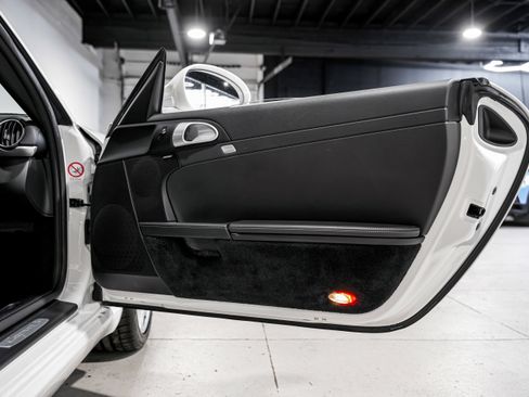 Used 2011 Porsche Cayman S image 23