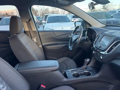 Used 2018 Chevrolet Equinox LT image 14