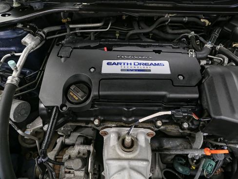Used 2016 Honda Accord EX image 14