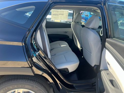 New 2026 Hyundai Tucson SE FWD image 11