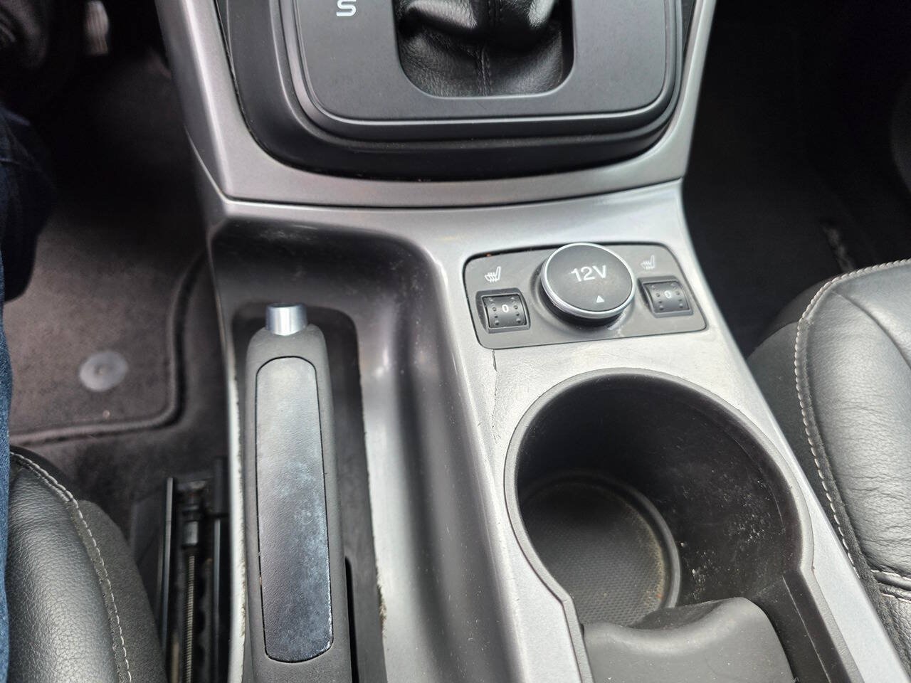 Used 2016 Ford Escape SE w/ SE Leather Comfort Package FWD image 26