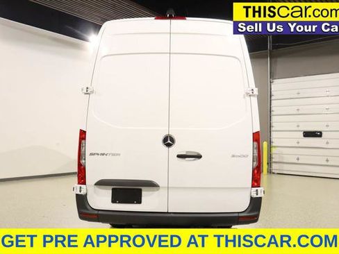 Used 2025 Mercedes-Benz Sprinter 3500 image 6