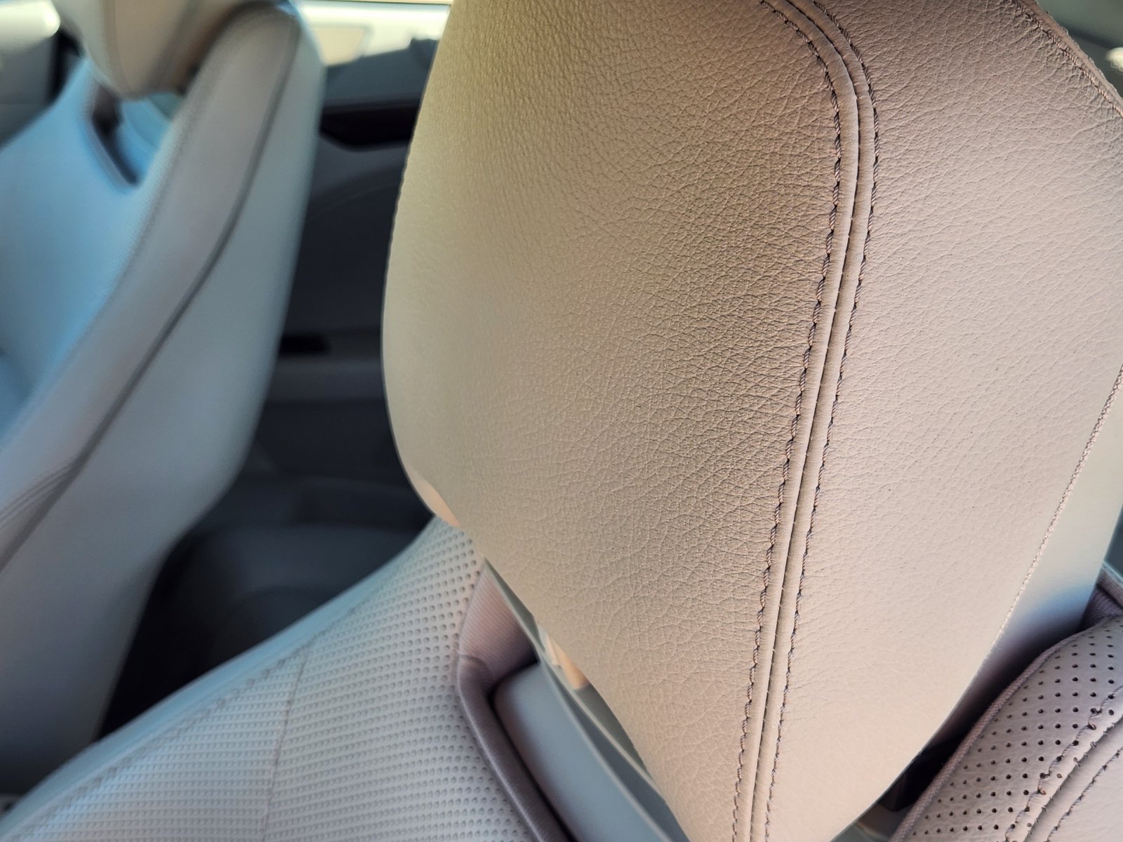 Used 2012 Mercedes-Benz E 350 Cabriolet image 18
