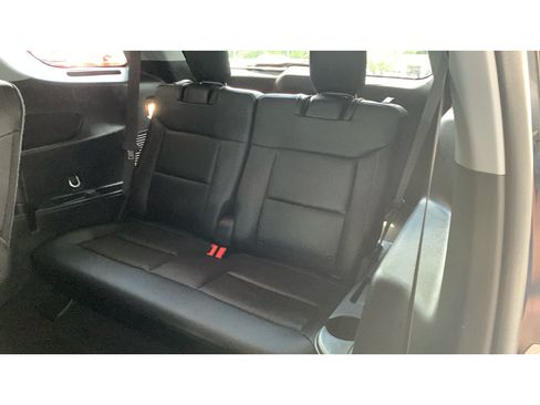 Used 2023 Ford Explorer XLT w/ Equipment Group 202A AWD/4WD image 16