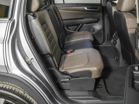 Used 2024 Volkswagen Atlas SEL AWD/4WD image 43