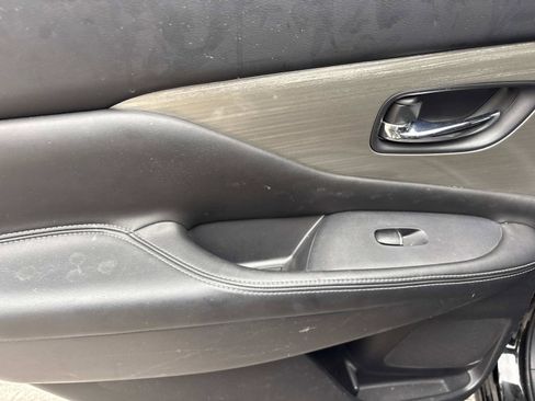 Used 2018 Nissan Murano SL w/ Moonroof Package image 20