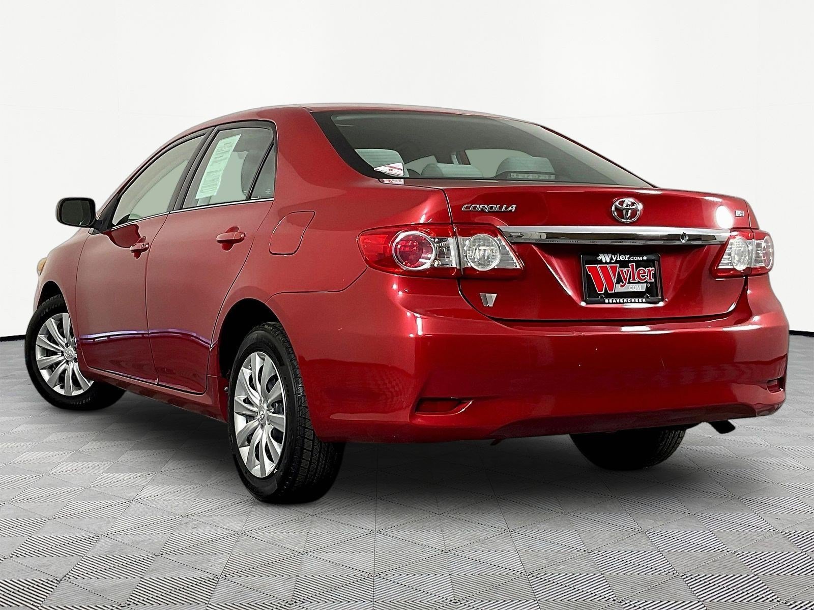 Used 2013 Toyota Corolla LE FWD image 4