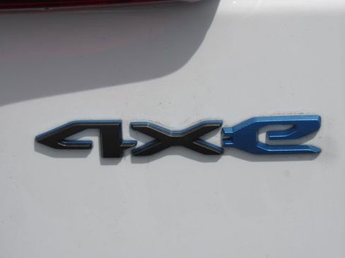 Used 2022 Jeep Wrangler Unlimited Rubicon 4xe w/ Steel Bumper Group AWD/4WD image 8