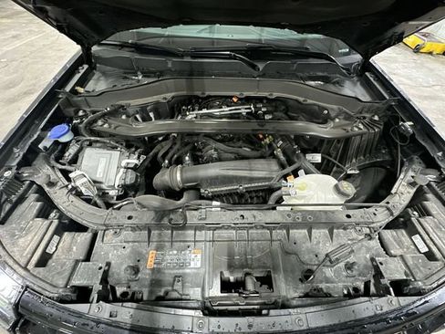 Used 2025 Ford Explorer ST-Line AWD/4WD image 21
