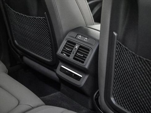 Certified 2025 Audi Q5 Premium w/ Convenience Package AWD/4WD image 18