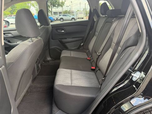 Used 2025 Nissan Rogue SV AWD/4WD image 28