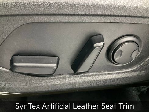 Certified 2023 Kia Sorento SX image 29