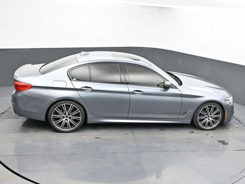 Used 2018 BMW M550i xDrive image 21