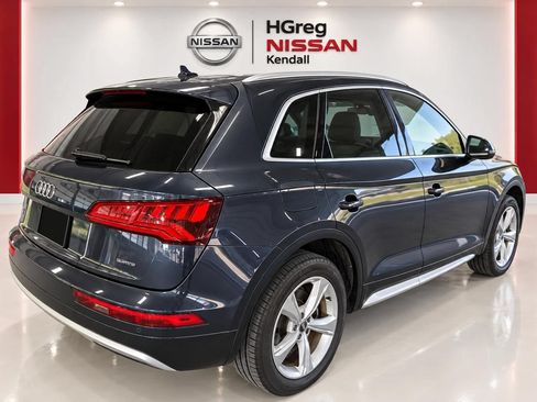 Used 2020 Audi Q5 2.0T Premium Plus w/ Premium Plus Package AWD/4WD image 4