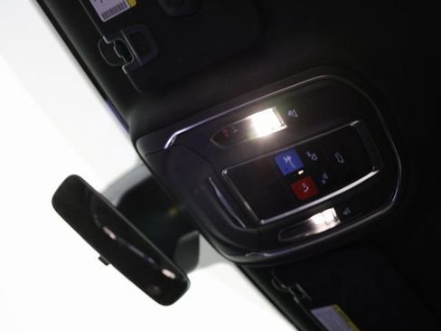 New 2025 Jeep Grand Cherokee Limited w/ Black Appearance Package image 23