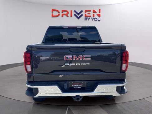 Used 2021 GMC Sierra 1500 4x4 Crew Cab w/ Sierra Value Package image 4