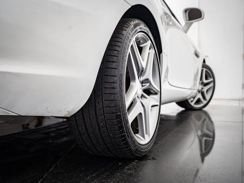 Used 2015 Mercedes-Benz SLK 250 image 40