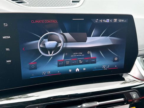 New 2026 BMW X1 M35i image 13