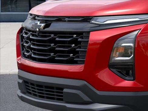 New 2026 Chevrolet Equinox LT FWD image 13