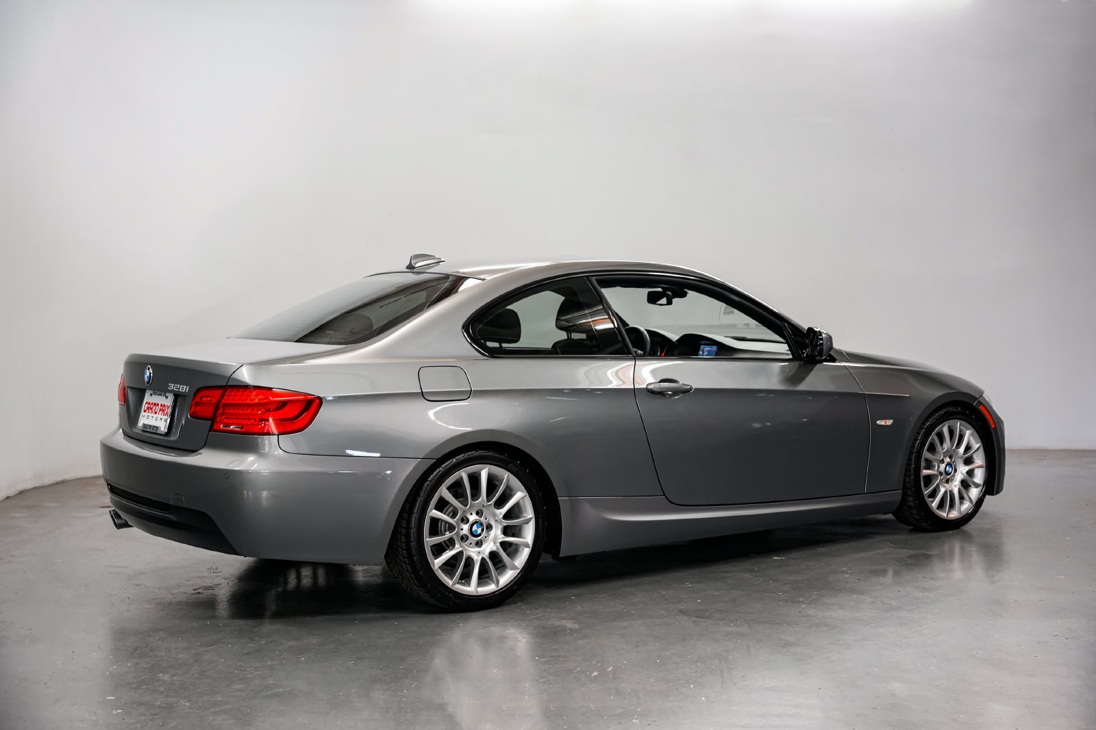 Used 2013 BMW 328i Coupe RWD image 3