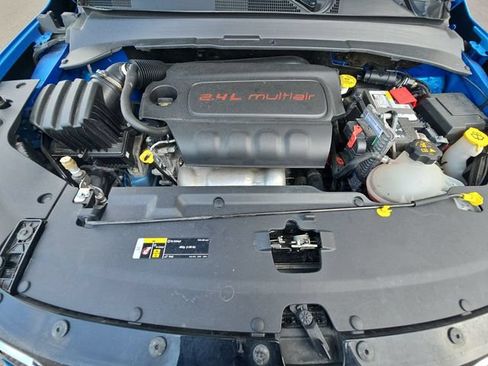 Used 2022 Jeep Compass Limited AWD/4WD image 32