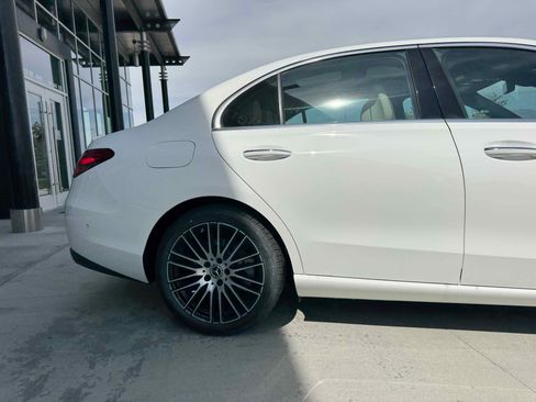 New 2025 Mercedes-Benz C 300 4MATIC Sedan image 8