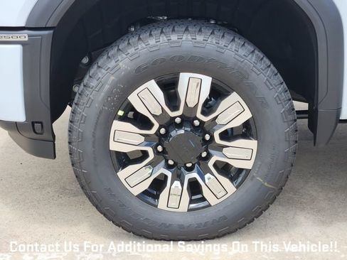 New 2026 GMC Sierra 2500 Denali w/ Denali Reserve Package AWD/4WD image 7