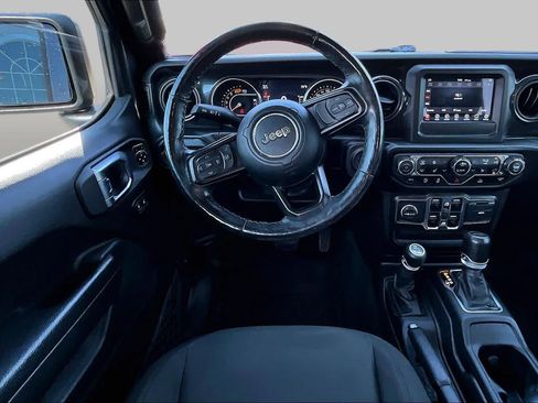 Used 2023 Jeep Wrangler Unlimited Sport AWD/4WD image 5