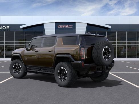 Used 2024 GMC Hummer EV 3X w/ Extreme Off-Road Package AWD/4WD image 5