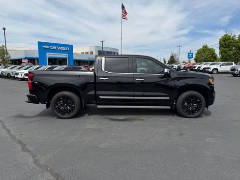 Used 2025 Chevrolet Silverado 1500 High Country image 8
