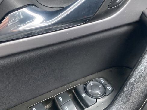 Used 2023 Chevrolet Blazer LT image 36