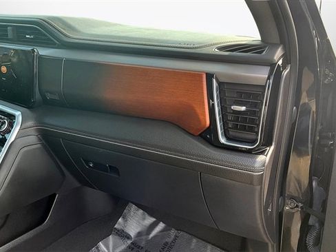 Used 2023 GMC Sierra 1500 Denali image 15