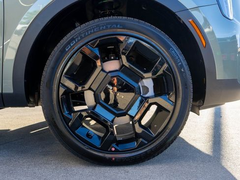 New 2025 Kia Sorento X-Line EX image 32