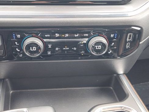 Used 2024 Chevrolet Silverado 1500 High Country w/ High Country Premium Package AWD/4WD image 22