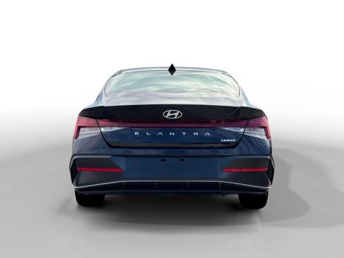 New 2026 Hyundai Elantra Limited FWD image 6
