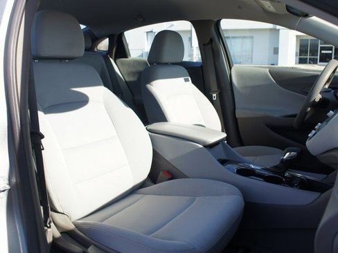 Used 2024 Chevrolet Malibu LT image 22