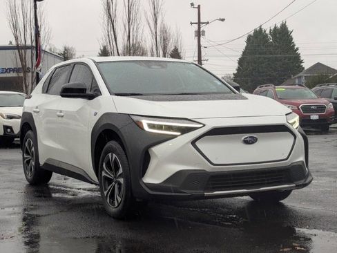 Used 2023 Subaru Solterra AWD image 7