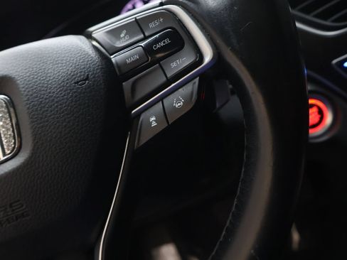 Used 2019 Honda Accord Touring image 20