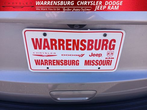 Used 2017 Jeep Grand Cherokee Limited w/ Luxury Group II AWD/4WD image 33