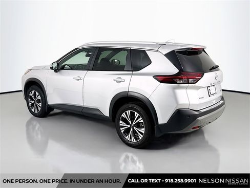 Certified 2023 Nissan Rogue SV w/ SV Premium Package image 7